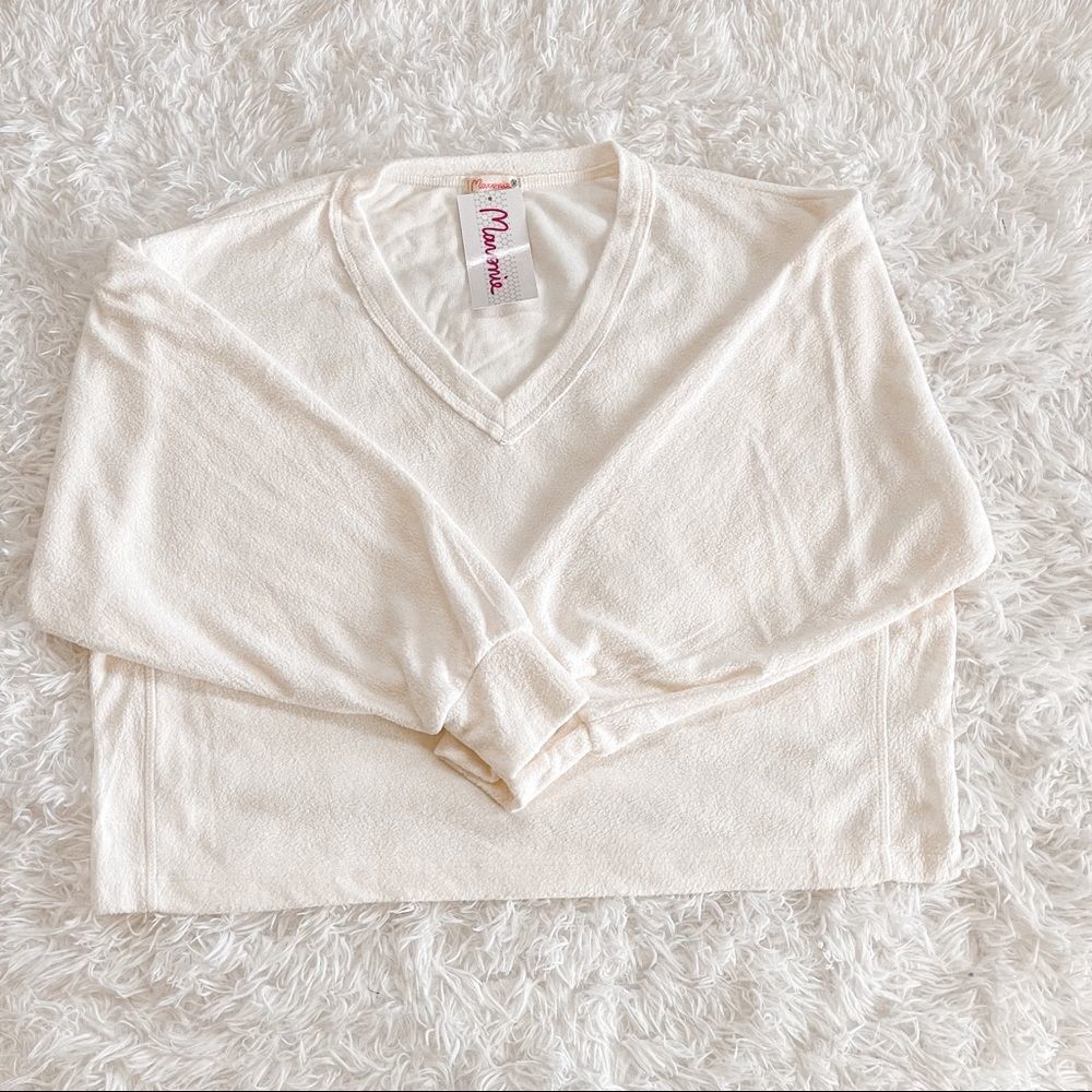 Maronie x Revolve Cream Long Sleeve V Neck Soft Knit Comfort Crop Top SZ M BNWT